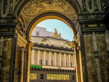 Stedentrip Napels, Teatro San Carlo, Napels, Italië | de Jong Intra Vakanties