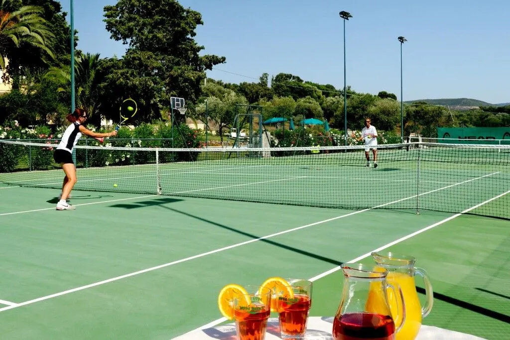 Tennis