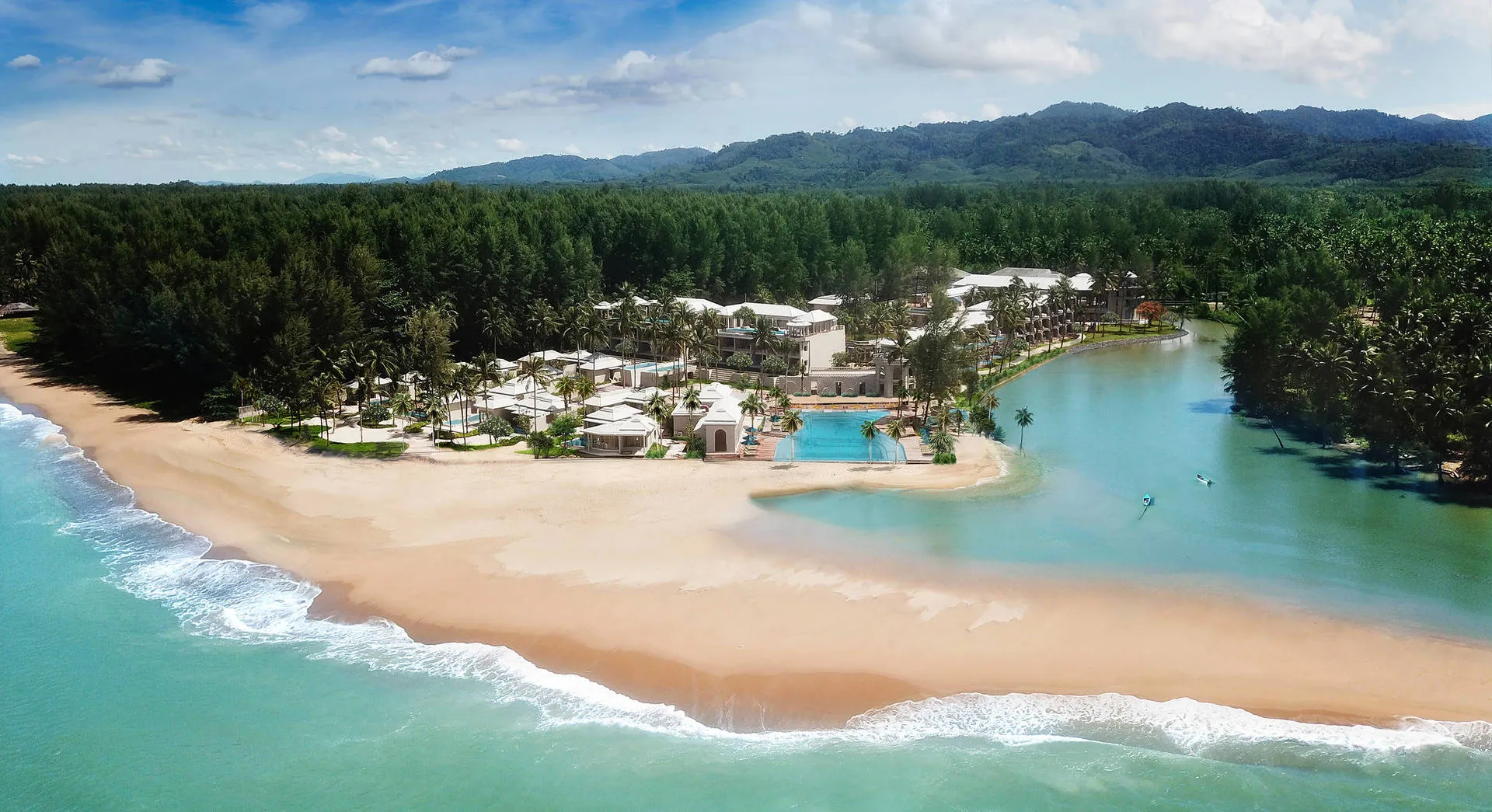 Online bestellen: Devasom Khao Lak Beach Resort & Villas