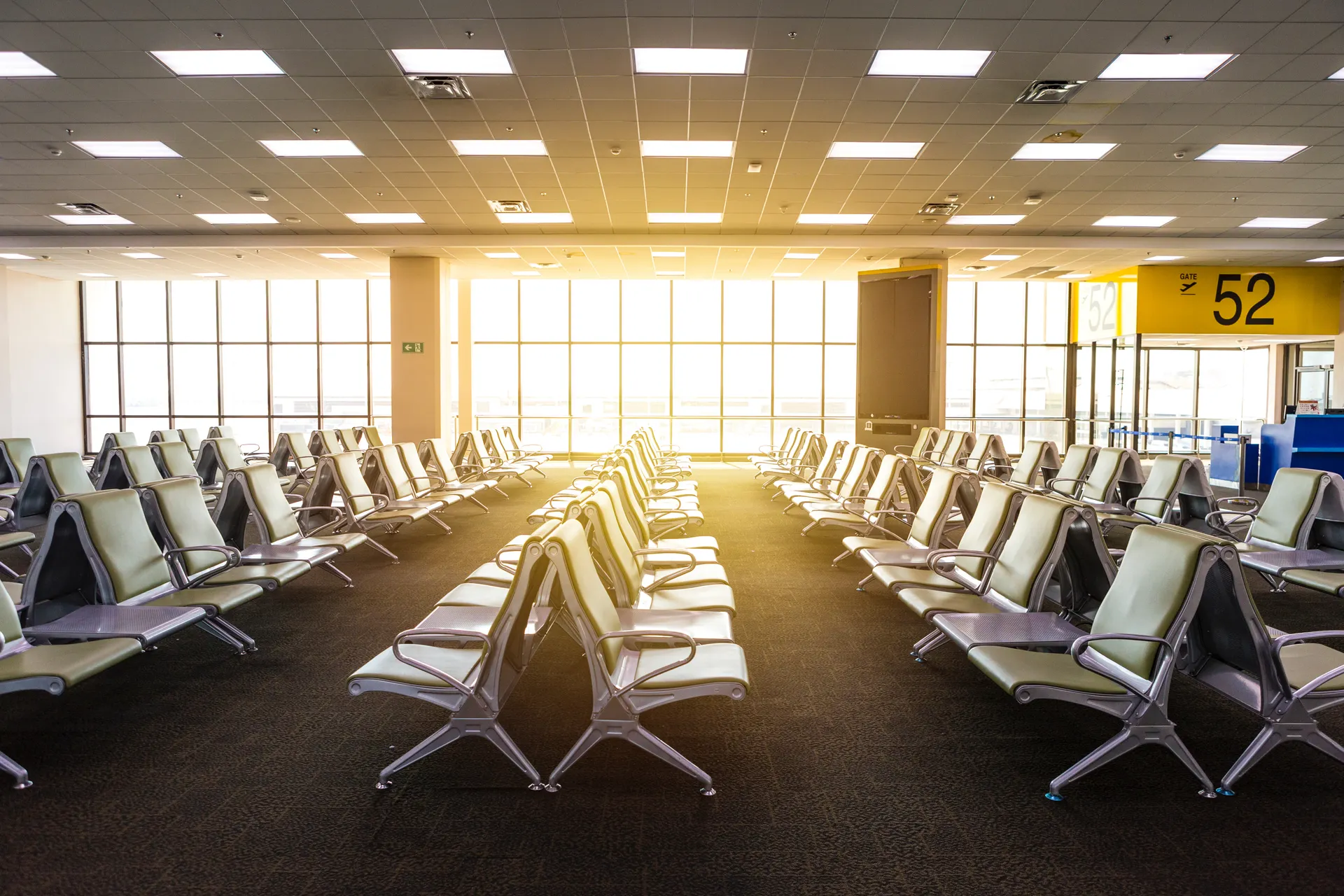 Maastricht Aachen Airport - AdobeStock 331600302