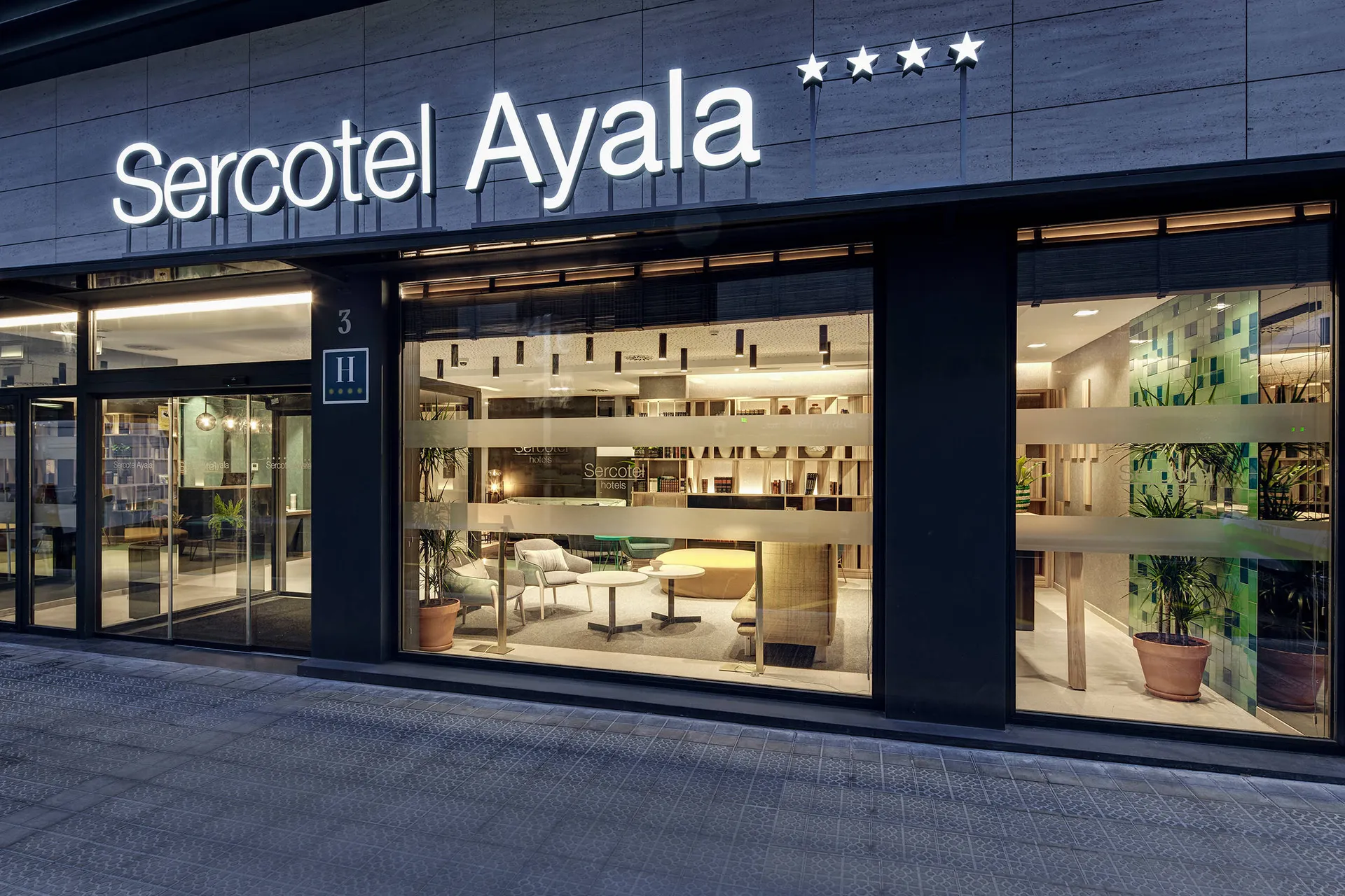 Online bestellen: Sercotel Ayala, Ascend Hotel Collection