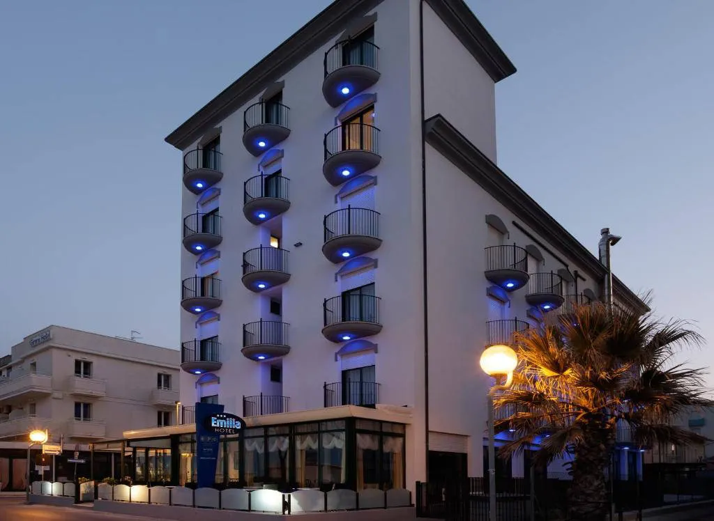 Hotel Emilia Torre Pedrera