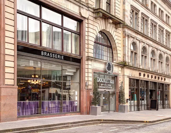 Online bestellen: DoubleTree by Hilton Hotel Edinburgh City Centre