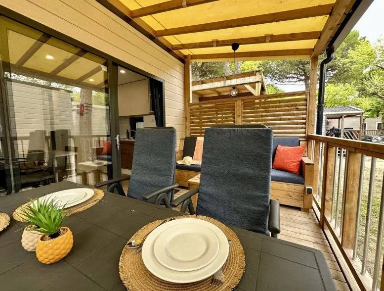 Estivo 4-kamerstacaravan Premium UL Special