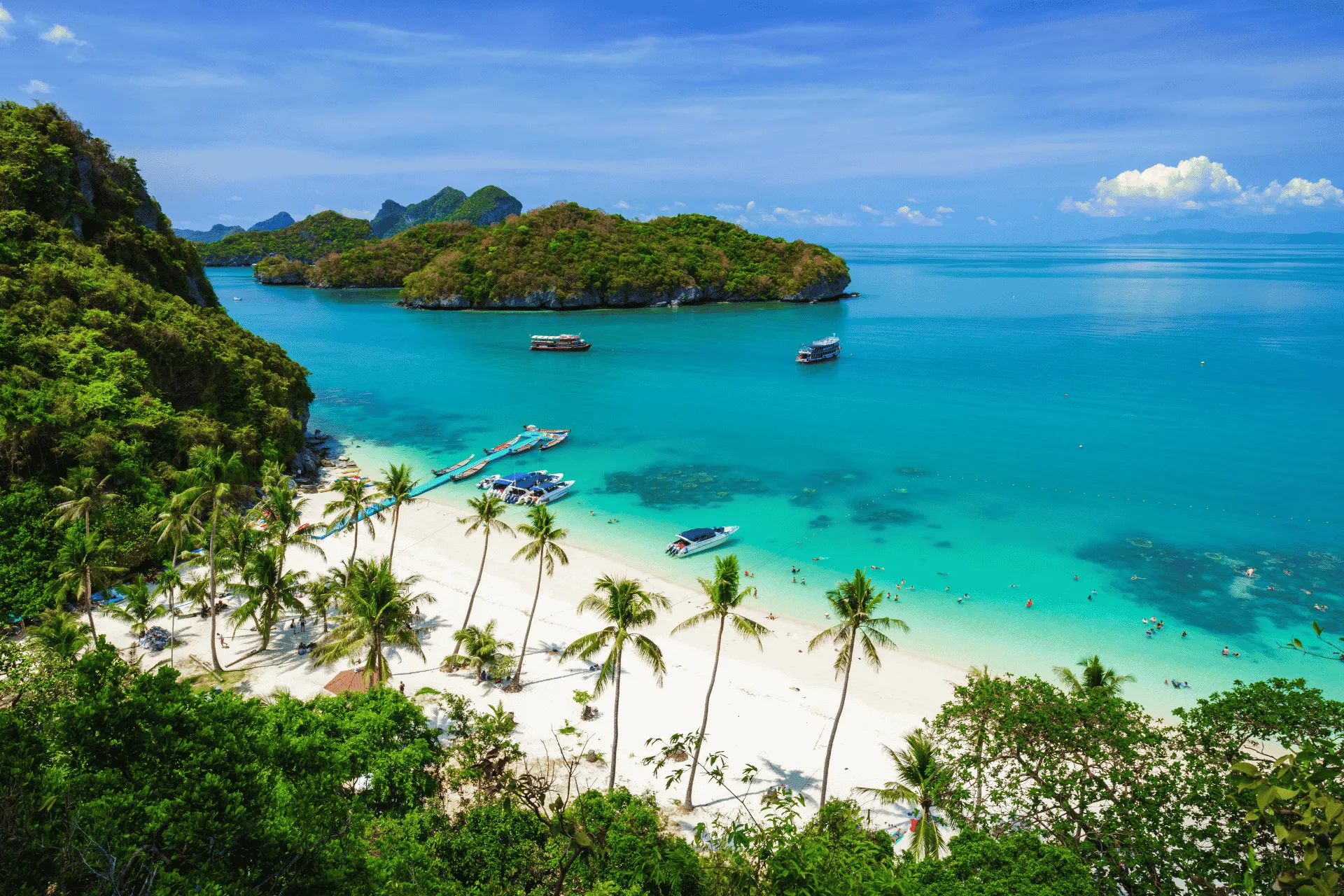 Uitzicht over het schitterende Ang Thong Marine Park nabij Koh Samui in Thailand tijdens een rondreis - de Jong Intra Vakanties