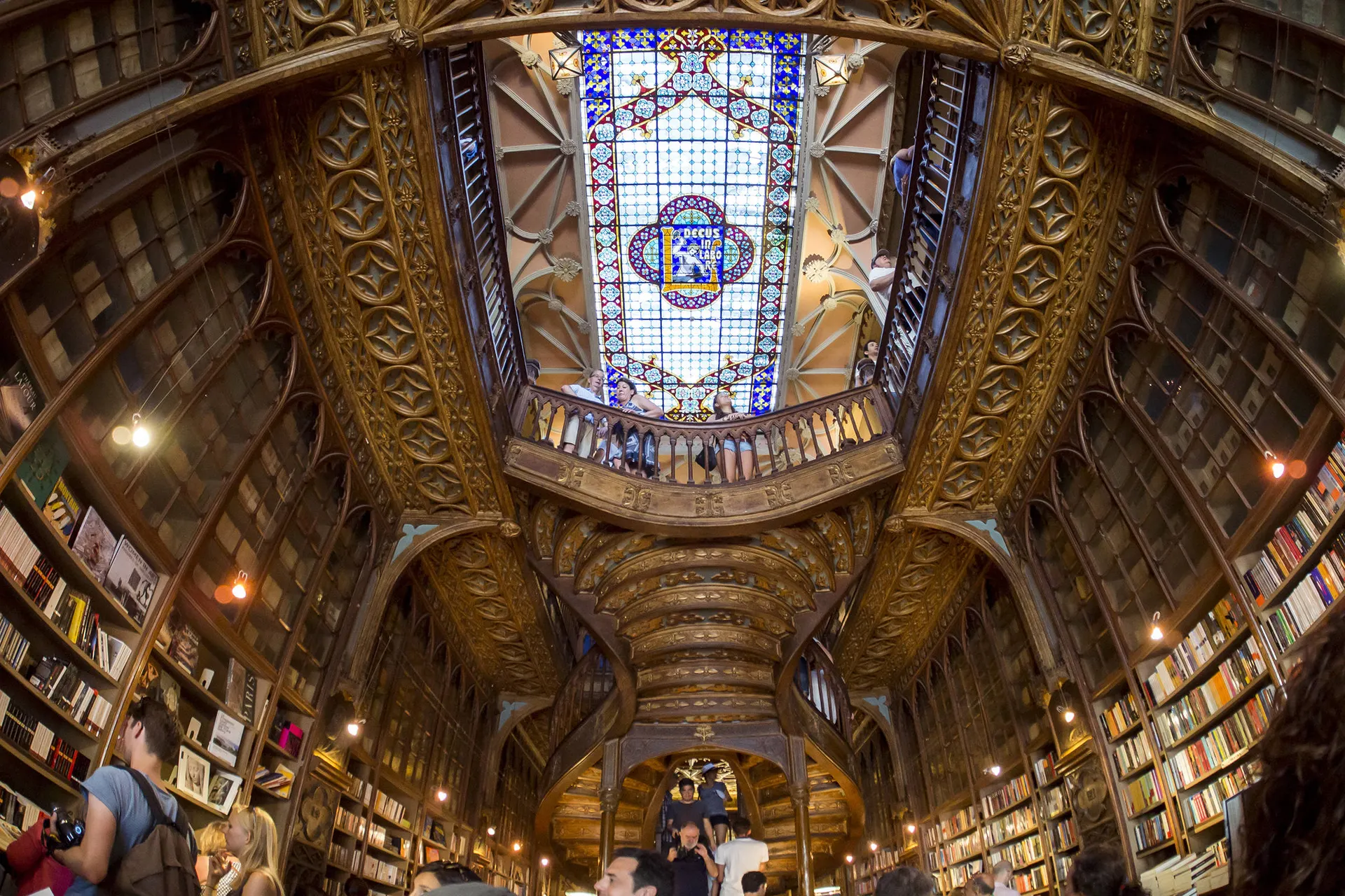 Porto - interieur Lello boekenwinkel
