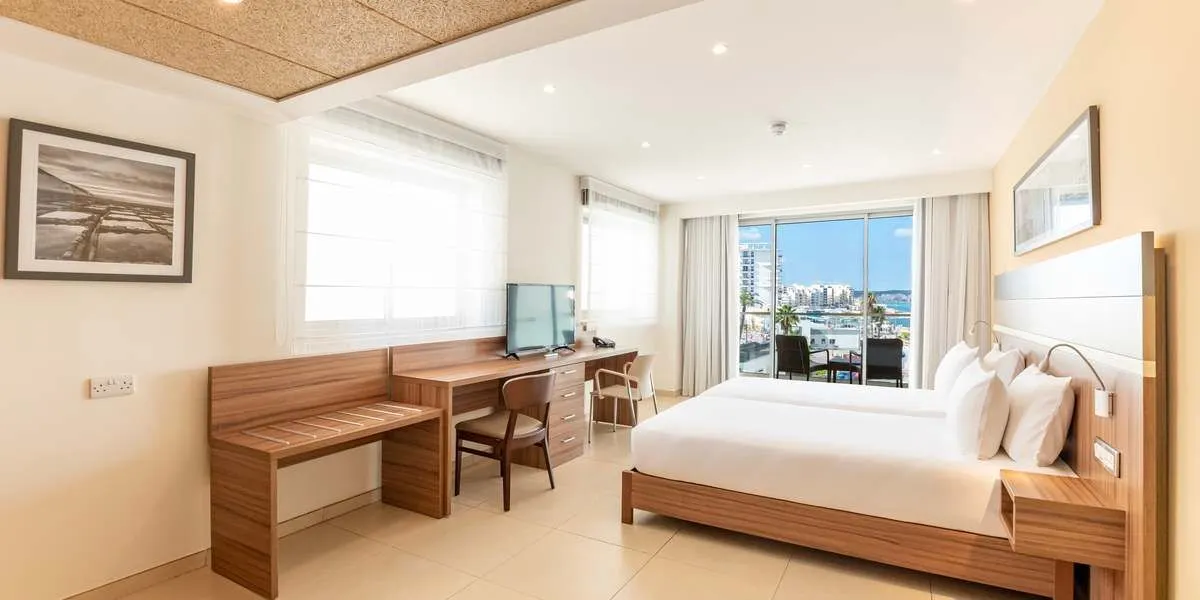 Hotel DoubleTree by Hilton Malta afbeelding 1