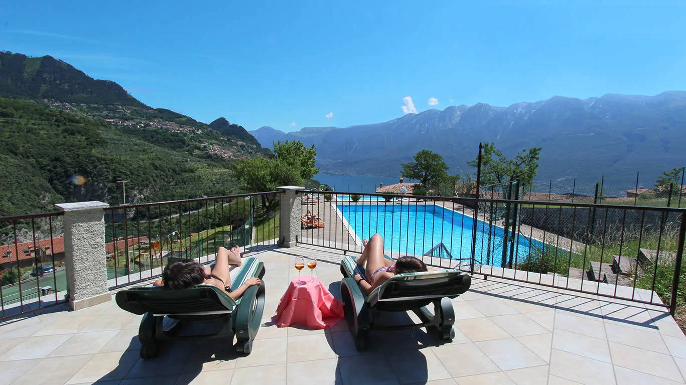 Zonvakantie Hotel Garni Al Poggio in Tignale (Lombardije, Italië)
