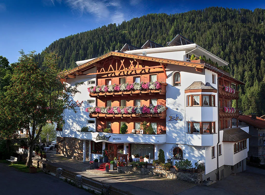 Online bestellen: Alpen-Comfort-Hotel Central