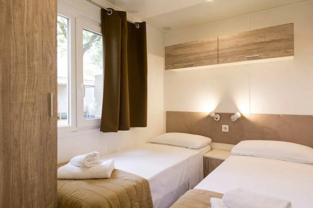 Voorbeeld 4-kamerstacaravan Maxicaravan Prestige