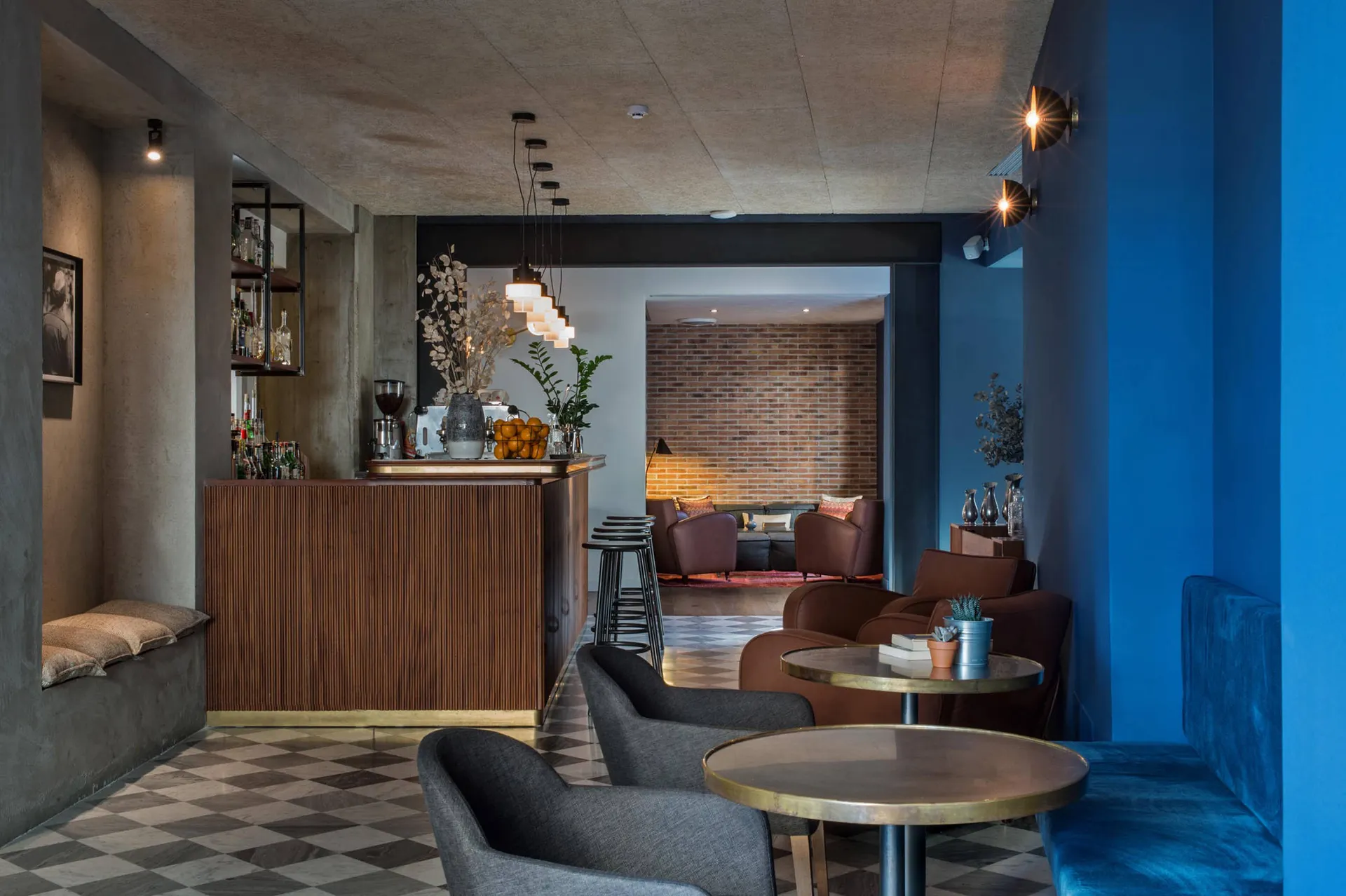 Diplomat Hotel